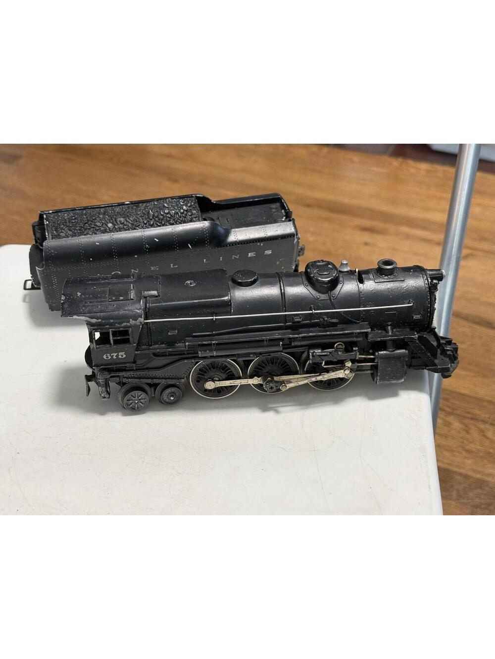 Lionel O Gauge 675 STEAM ENGINE  And Wagon , ( Untested)